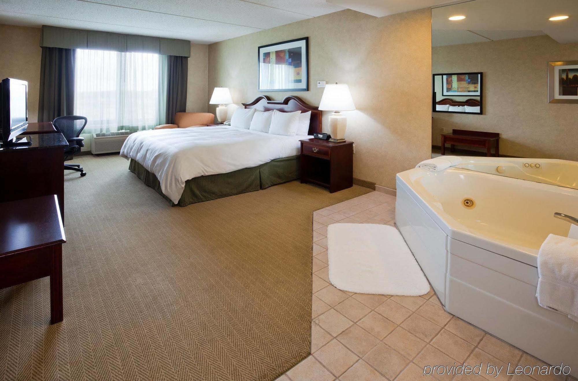 Doubletree By Hilton Pleasant Prairie Kenosha, Wi Hotel Екстериор снимка
